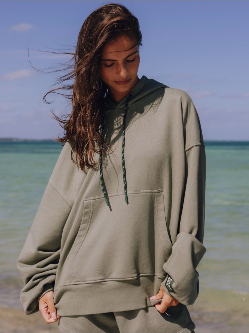 Daily Drills Oversized Paracord Hoodie - DD Green
XS/S NWT SOLD OUT ONLINE
